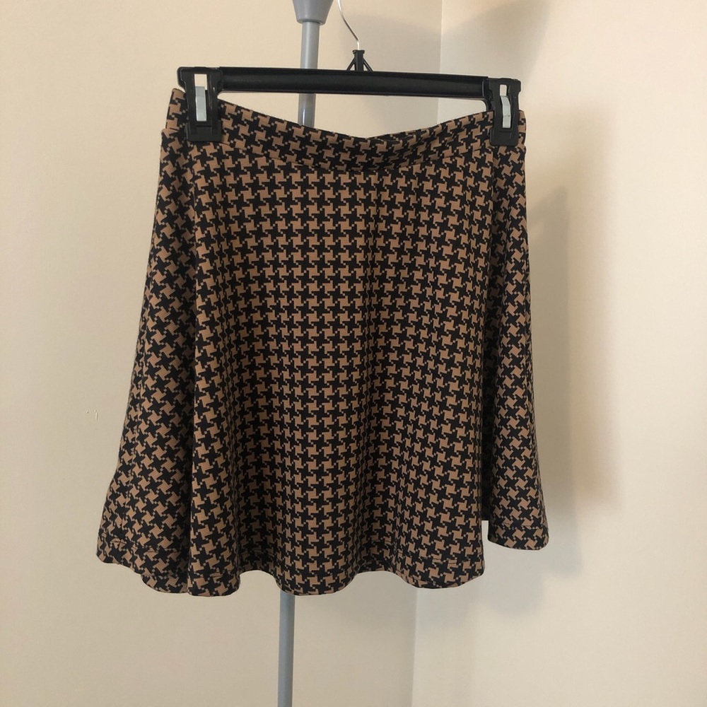 Houndstooth miniskirt